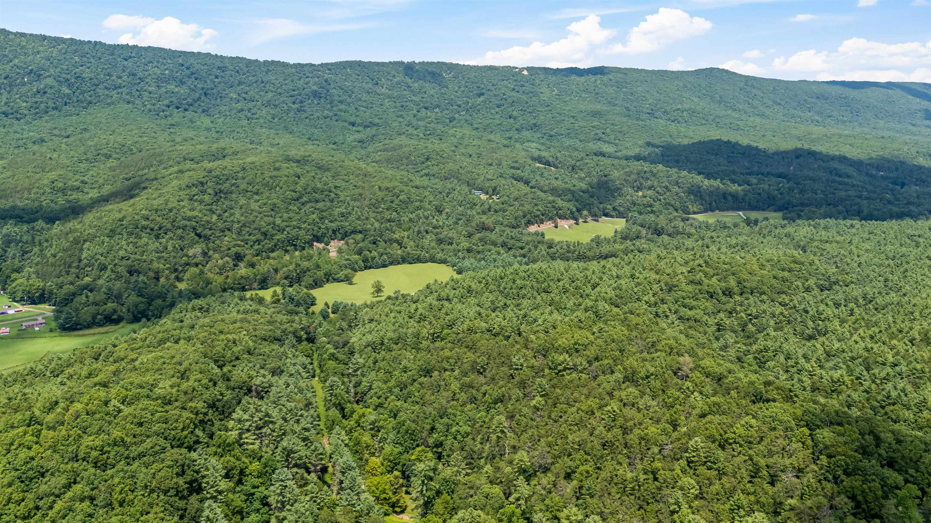 5685 Robinson Tract Road Pulaski, VA 24301 - Photo 62 of 82 Gallery Image 62
