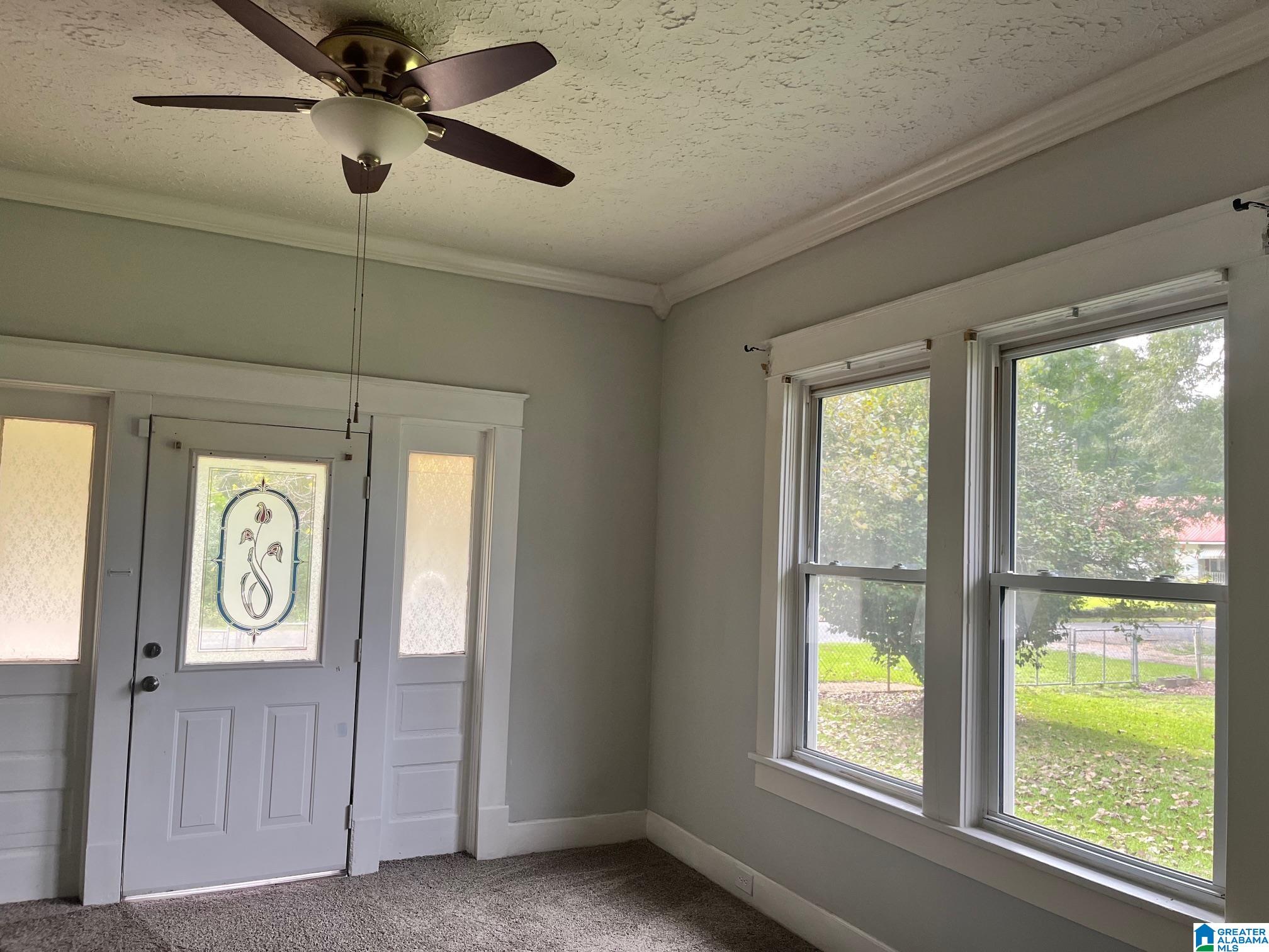 67 Oak Street Sylacauga, AL 35150 - Photo 4 of 14