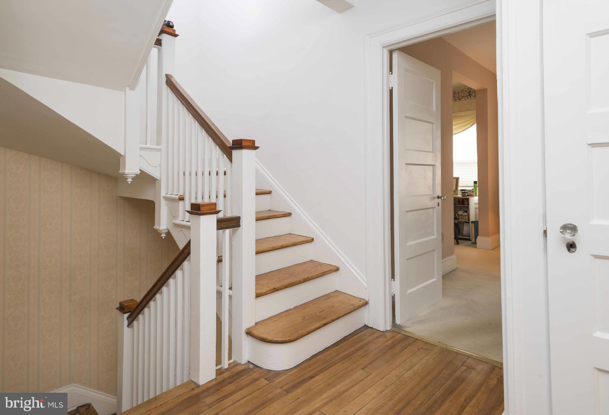 3929 Cloverhill Road Baltimore, MD 21218 - Photo 11 of 29 Interior (General)