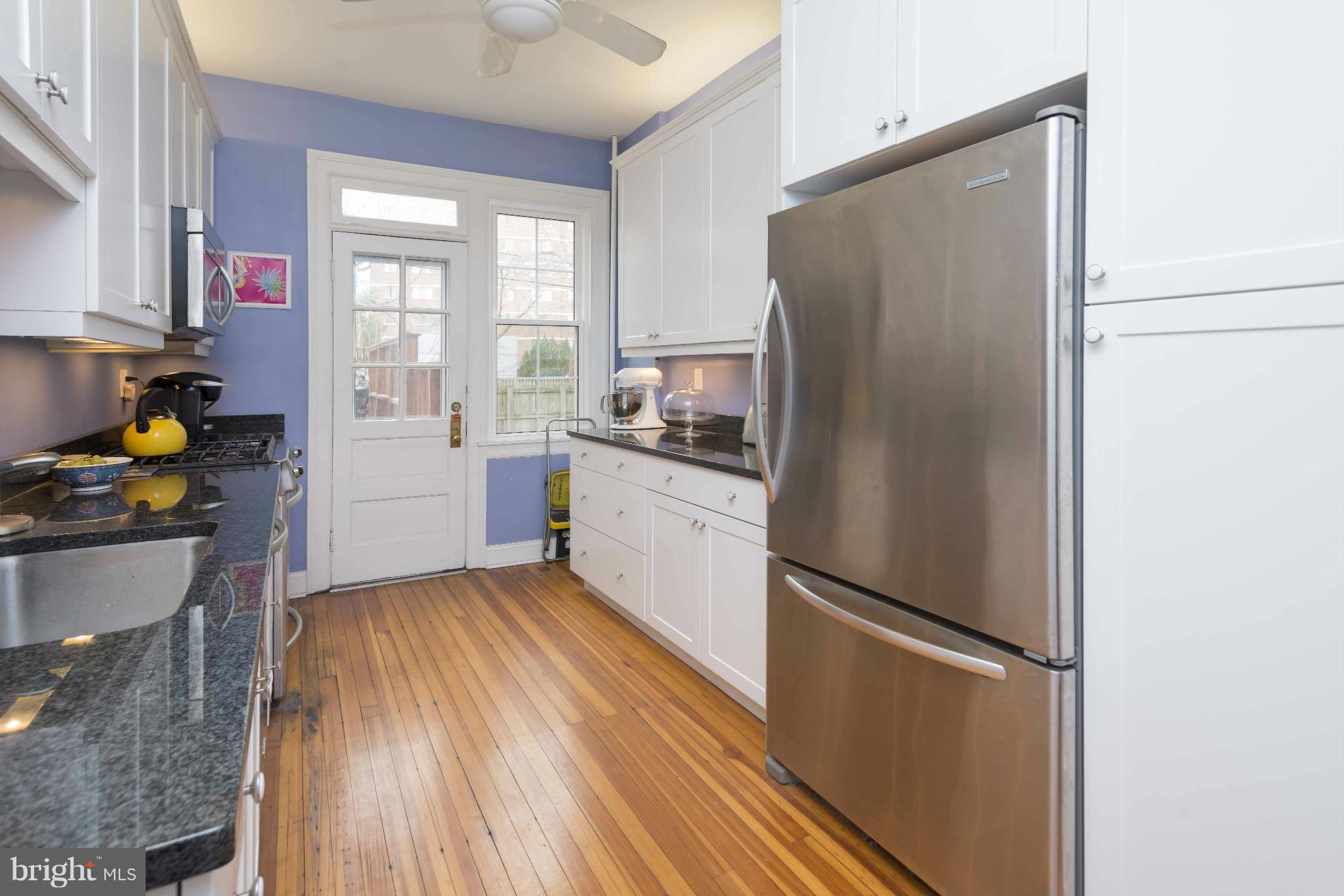 3929 Cloverhill Road Baltimore, MD 21218 - Photo 7 of 29 Kitchen