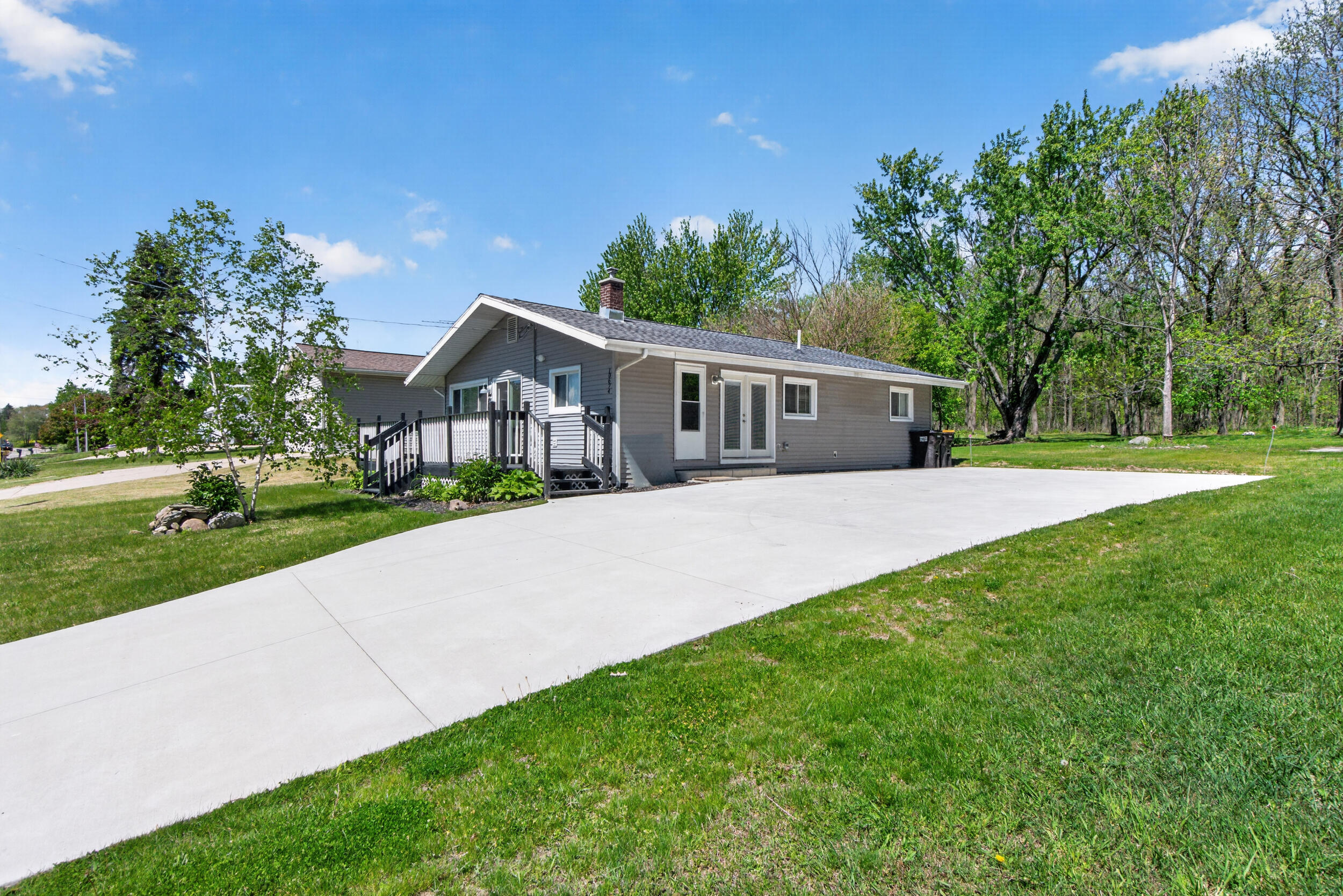 10674 Wesch Road Brooklyn, MI 49230 - Photo 4 of 54 10674 Wesch Rd, Brooklyn, MI 49230