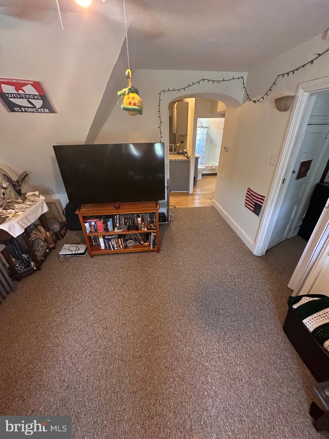 2223 Amosland Road Holmes, PA 19043 - Photo 18 of 31