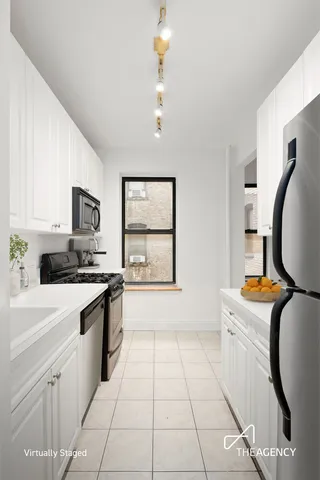 $599,000 | 418 St Johns Place, Unit 2F | Prospect Heights