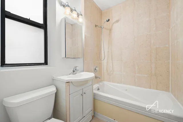 $599,000 | 418 St Johns Place, Unit 2F | Prospect Heights