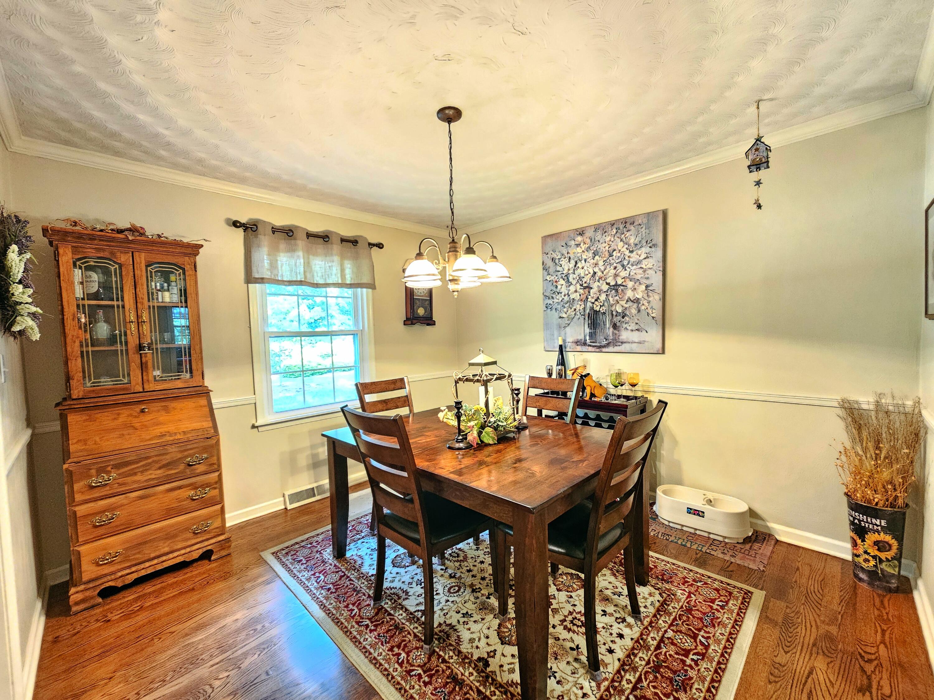 593 Sherwood Drive Blue Ridge, VA 24064 - Photo 8 of 26 Dining Room