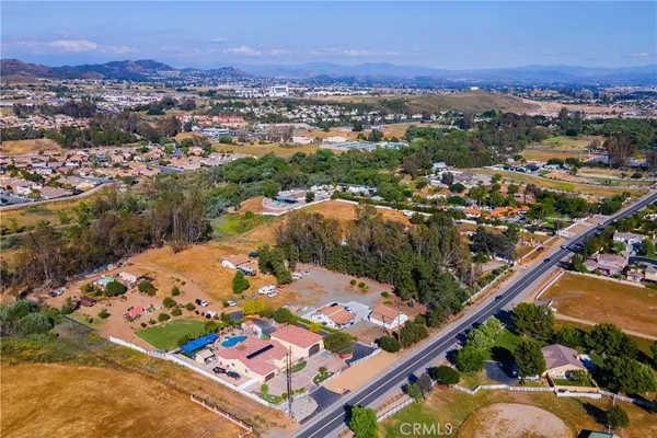 $1,400,000 | 22480 Grand Avenue, Wildomar, CA 92595