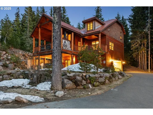 $1,995,000 | 30930 Tyrolean Lane, Government Camp, OR 97028