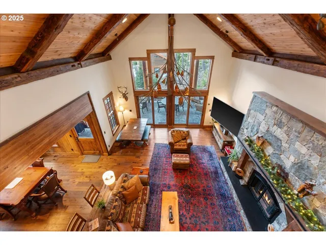 $1,995,000 | 30930 Tyrolean Lane, Government Camp, OR 97028