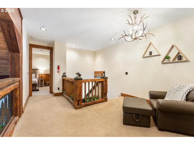 $1,995,000 | 30930 Tyrolean Lane, Government Camp, OR 97028