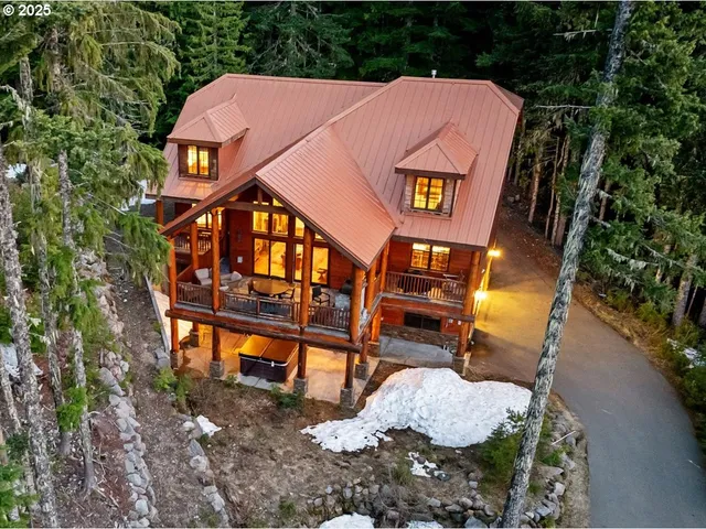 $1,995,000 | 30930 Tyrolean Lane, Government Camp, OR 97028