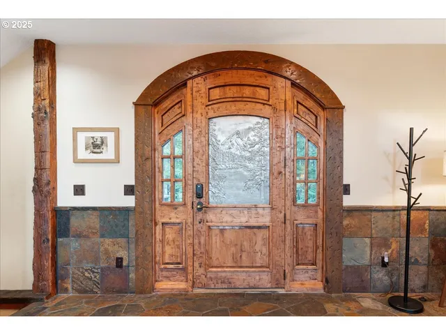 $1,995,000 | 30930 Tyrolean Lane, Government Camp, OR 97028