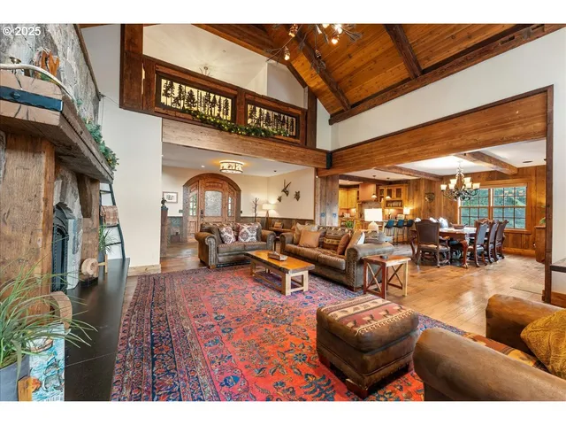 $1,995,000 | 30930 Tyrolean Lane, Government Camp, OR 97028