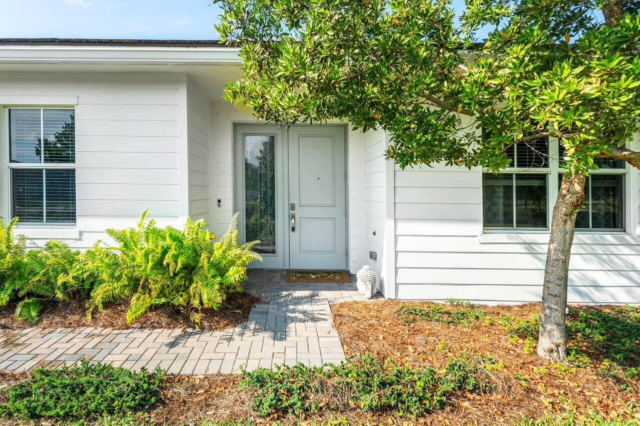 19743 Weathervane Way Loxahatchee, FL 33470 - Photo 6 of 70 Private entrance