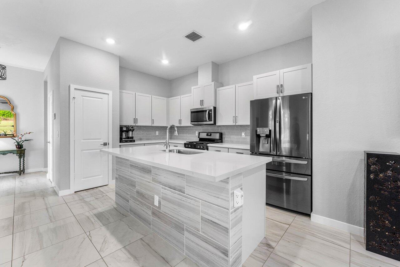 19743 Weathervane Way Loxahatchee, FL 33470 - Photo 8 of 70 Open Kitchen concept