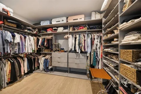 $4,750,000 | 3901 Kumquat Avenue, Miami, FL 33133
