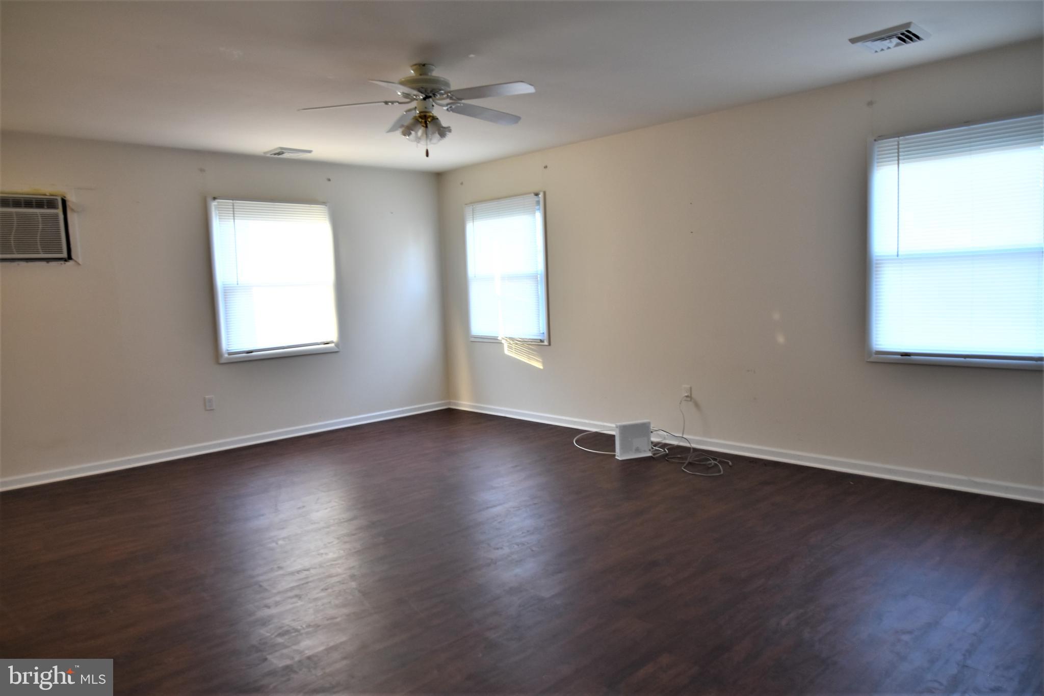 151 Millbrook Drive Willingboro, NJ 08046 - Photo 13 of 31