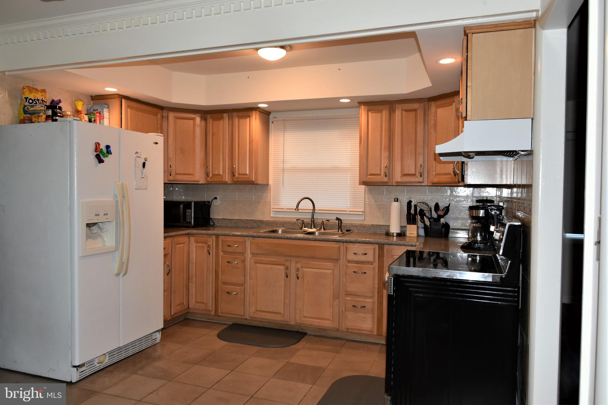 151 Millbrook Drive Willingboro, NJ 08046 - Photo 8 of 31