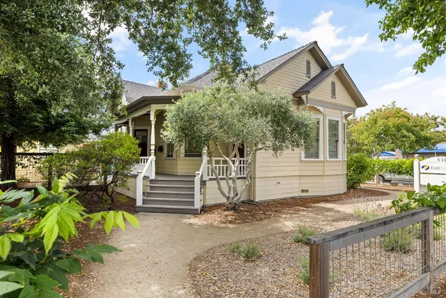 $775,000 | 531 East Washington Street, Petaluma, CA 94952