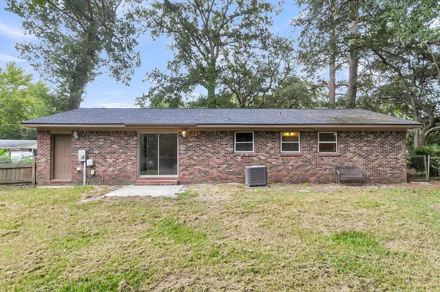 $290,000 | 13 Rumson Road, Goose Creek, SC 29445