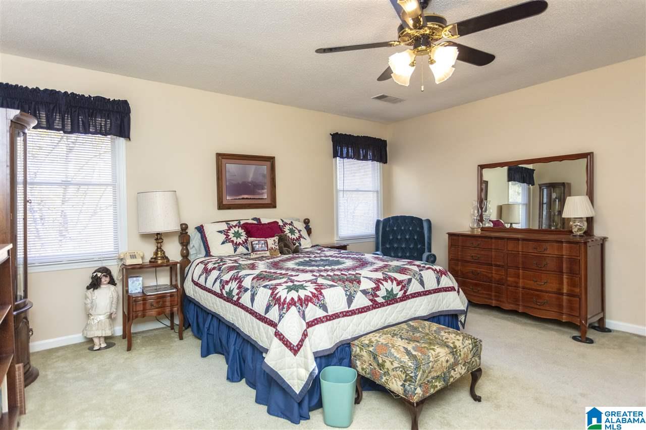 4041 South Shades Crest Road Birmingham, AL 35244 - Photo 29 of 45