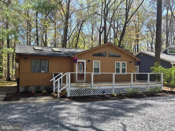 $399,999 | 220 Ocean Ocean Pines, Ocean Pines, MD 21811