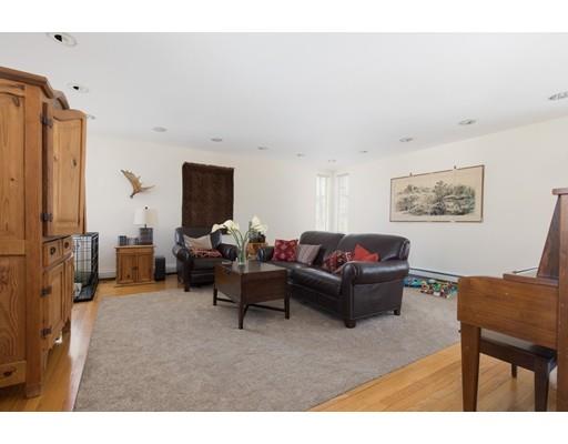 82 Larch Road Cambridge, MA 02138 - Photo 5 of 10 Gallery Image 5