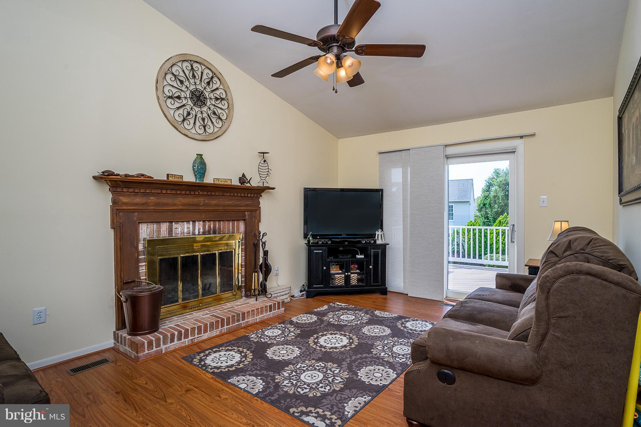 3425 Northwind Road Baltimore, MD 21234 - Photo 12 of 30 Living Room