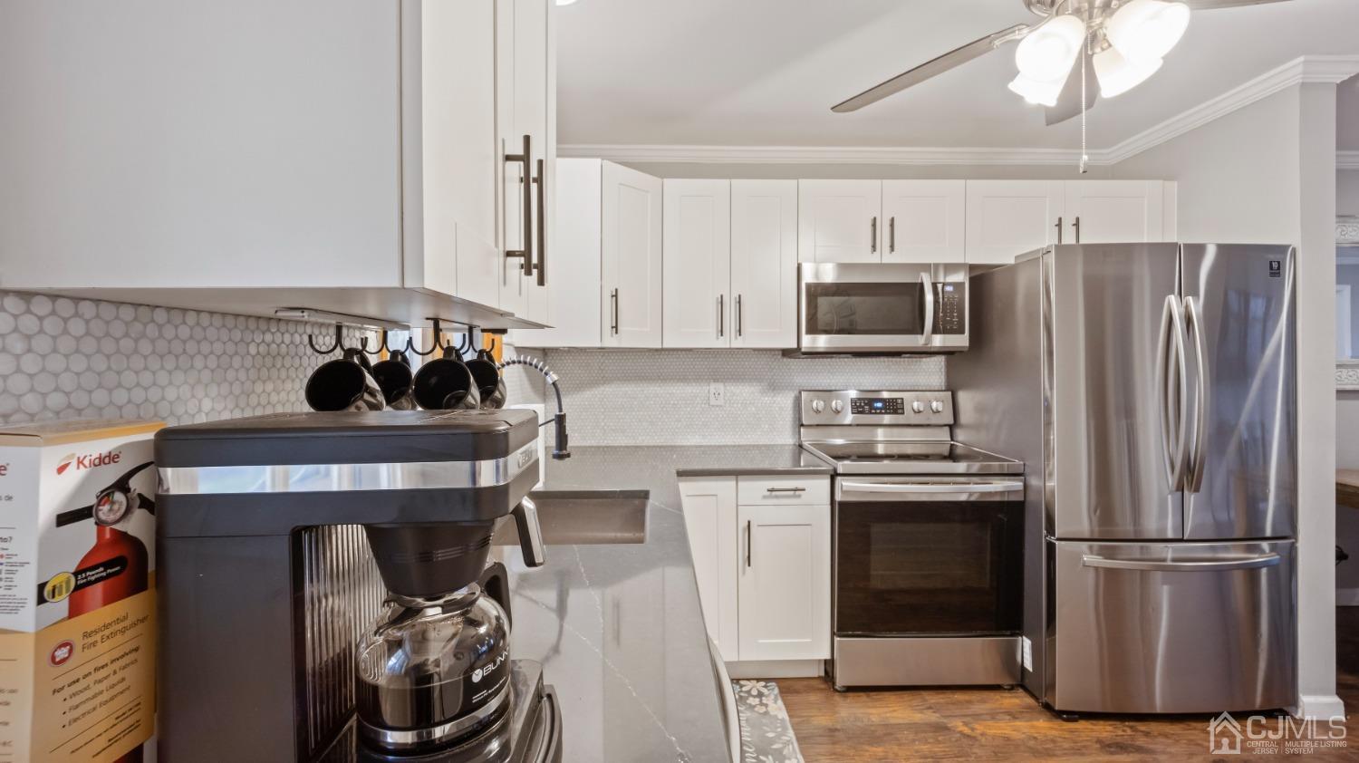 27 Melville Road Edison, NJ 08817 - Photo 12 of 14