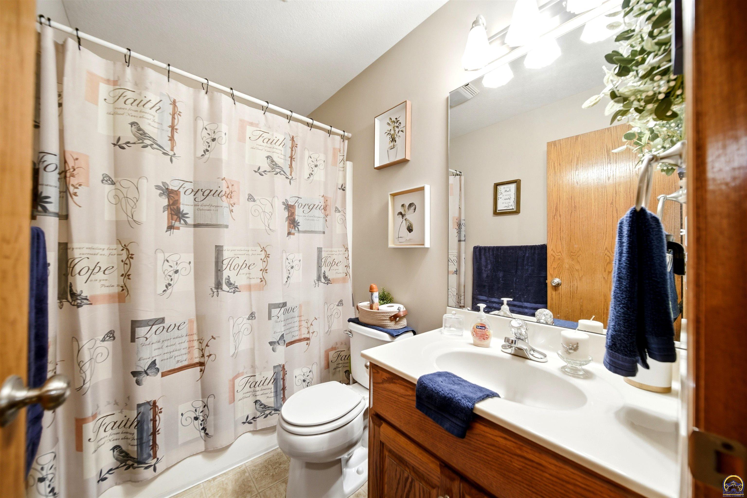 5045 Northwest Rochester Road Topeka, KS 66618 - Photo 23 of 31