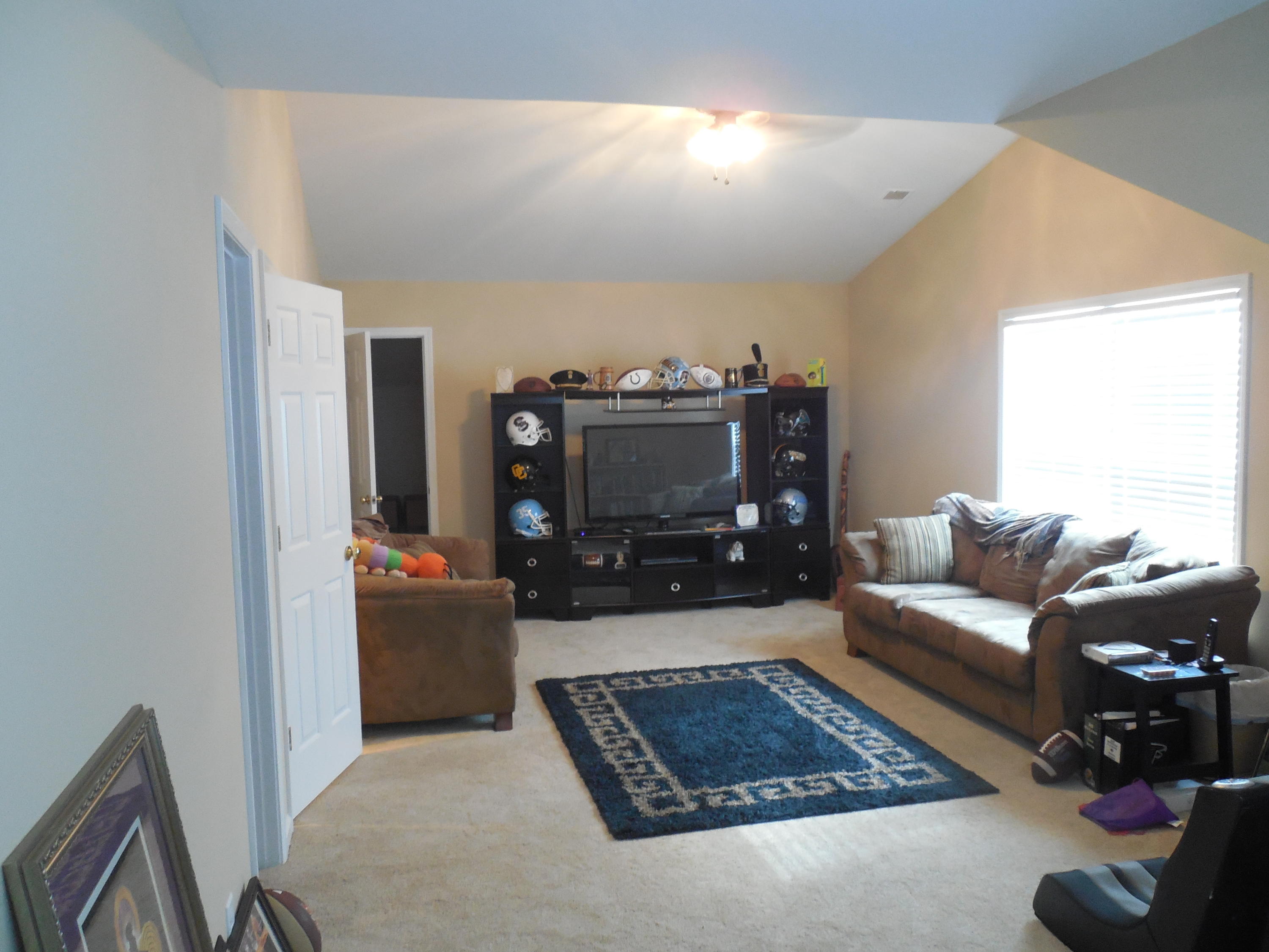 7478 Hawks Circle Hanahan, SC 29410 - Photo 8 of 10 DSCN1057