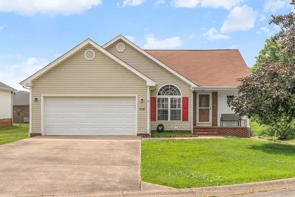 $285,000 | 119 Carriage Way, Hopkinsville, KY 42240