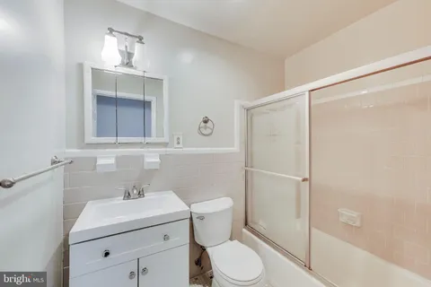 $245,000 | 7054 Eastern Avenue Northwest, Unit 204, Washington, DC 20012