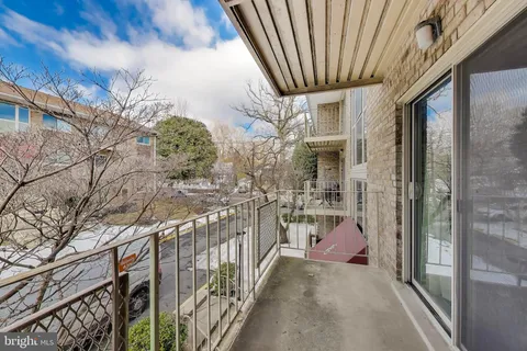 $245,000 | 7054 Eastern Avenue Northwest, Unit 204, Washington, DC 20012
