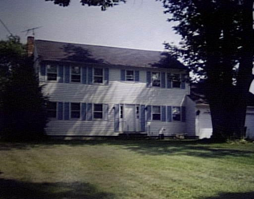 33 Fort Hill Road Oxford, MA 01540 - Photo 1 of 1 Gallery Image 1