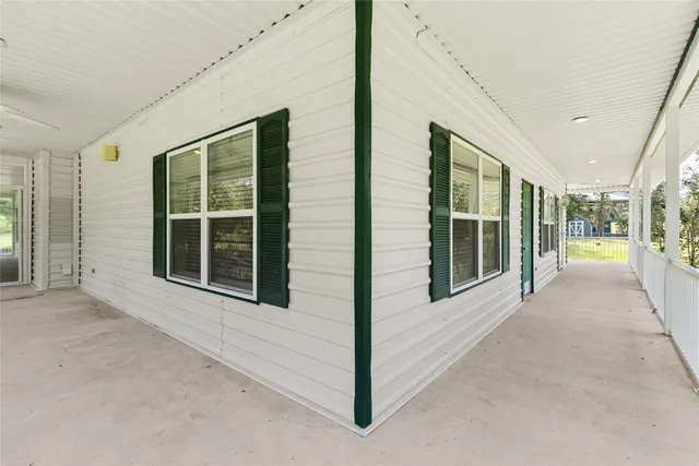 $730,000 | 24 Oak Creek Drive, Huntsville, TX 77340