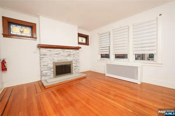 $2,900 | 804 Fairview Lane, Unit 2, Fort Lee, NJ 07024