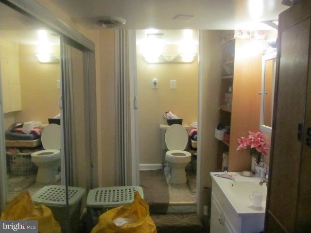 13108 Haddock Road Woodbridge, VA 22193 - Photo 3 of 9 Bath (Master)