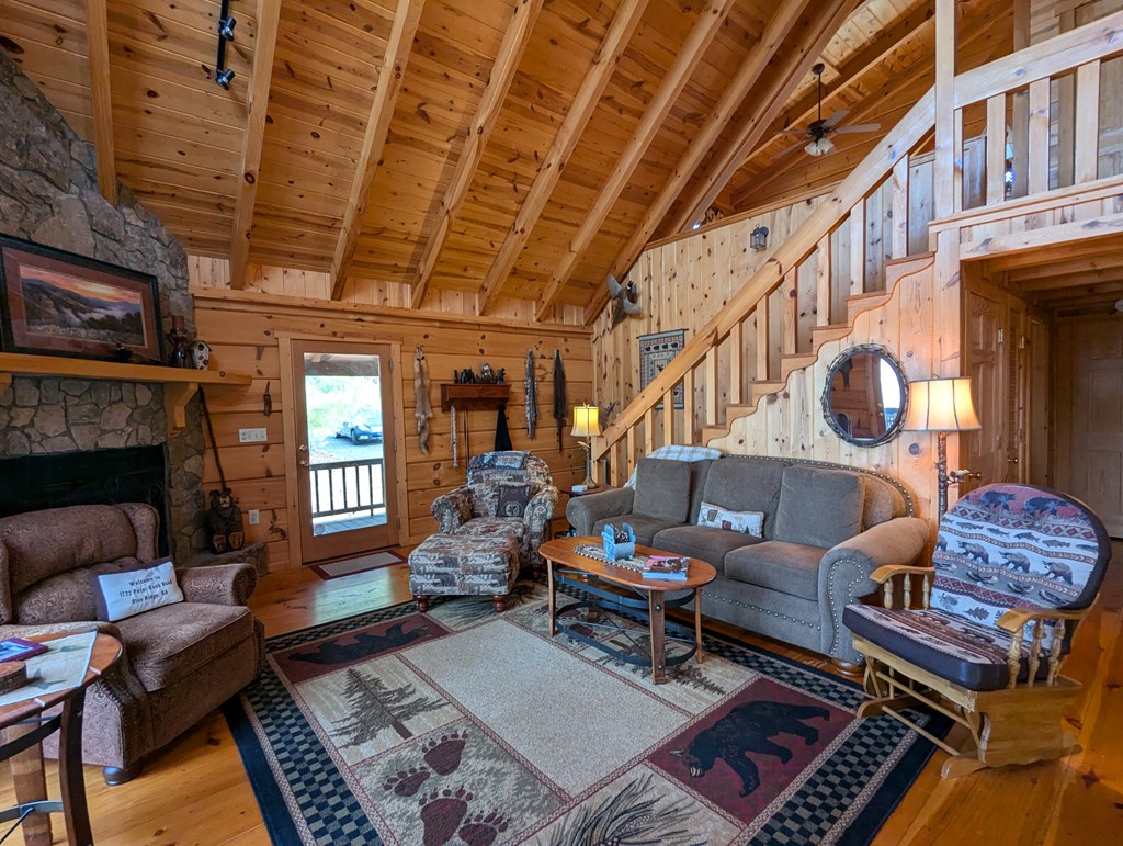 1722 Peter Knob Road Blue Ridge, GA 30513 - Photo 5 of 26 Gallery Image 5