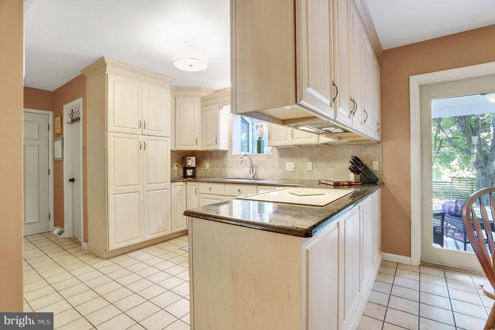4307 Meadowcrest Road Harrisburg, PA 17112 - Photo 14 of 35 Gallery Image 14