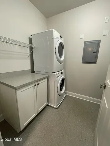 $2,192 | 130 Excelsior Avenue, Unit 303, Saratoga Springs, NY 12866