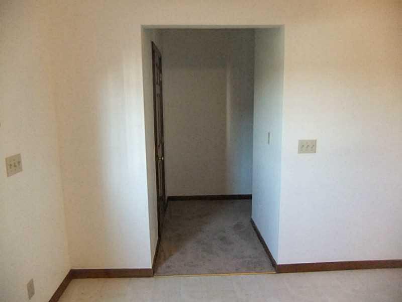 9736 Old Columbus Road South Vienna, OH 45369 - Photo 8 of 21
