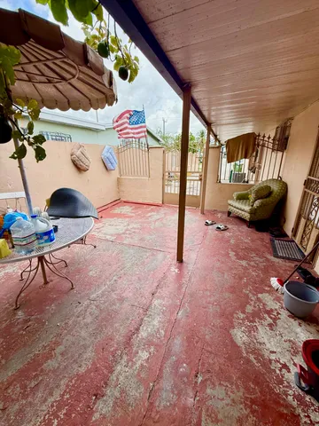 a view of outdoor space