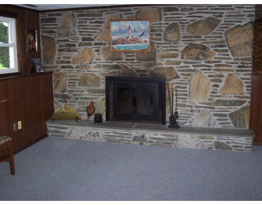 715 Almy Road Somerset, MA 02726 - Photo 8 of 18 Gallery Image 8