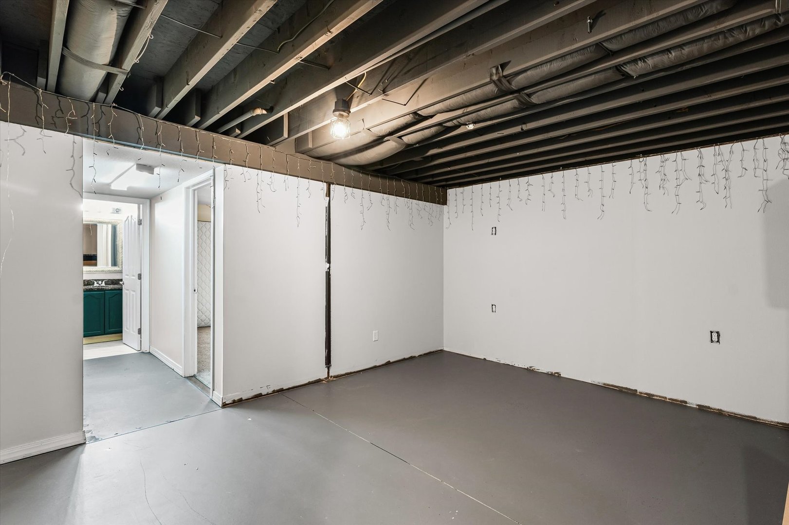 3725 Boulder Ridge Drive, Unit E Champaign, IL 61822 - Photo 22 of 30 a view of a garage