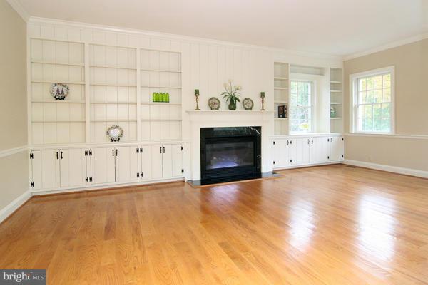 2331 Hidden Brook Road Finksburg, MD 21048 - Photo 9 of 22 Living Room