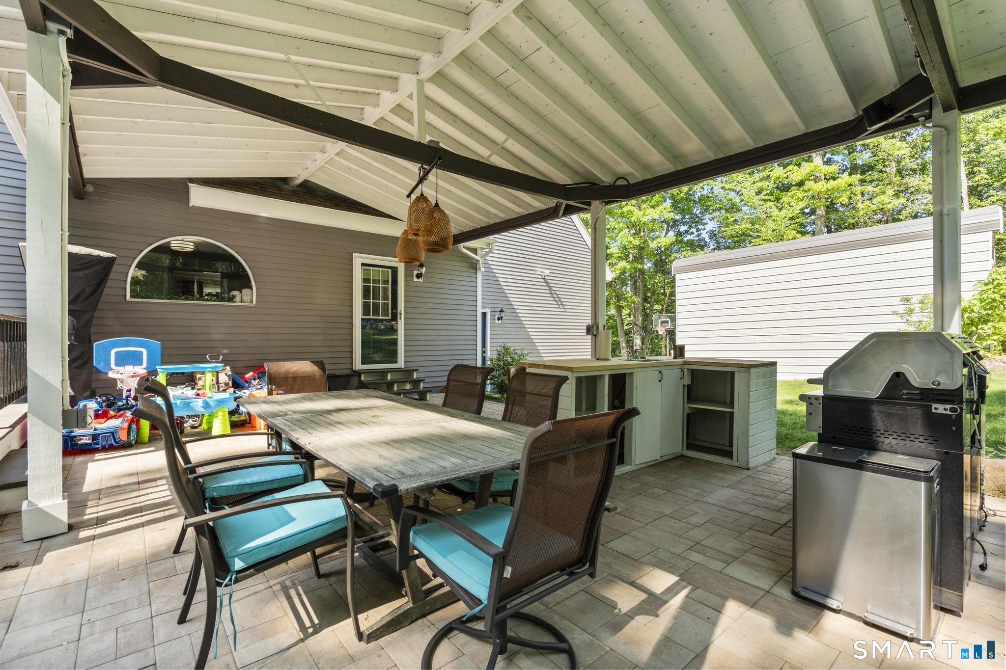 1 Hidden Brook Road Hamden, CT 06518 - Photo 31 of 40