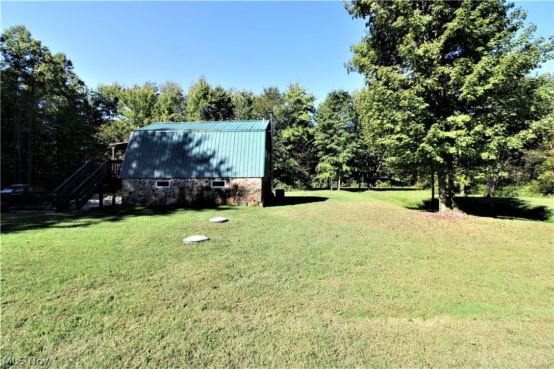 6084 Price Road Rome, OH 44085 - Photo 9 of 25
