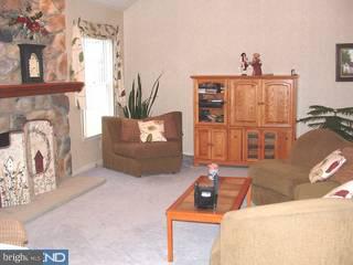 2282 Warner Road Lansdale, PA 19446 - Photo 4 of 6 Gallery Image 4