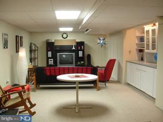 2282 Warner Road Lansdale, PA 19446 - Photo 5 of 6 Gallery Image 5