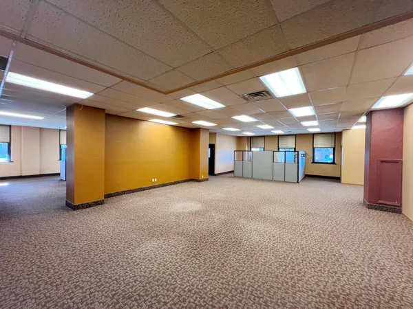 $1,995 | 605 Laurel Street, Unit UPPER LEVEL, Brainerd, MN 56401